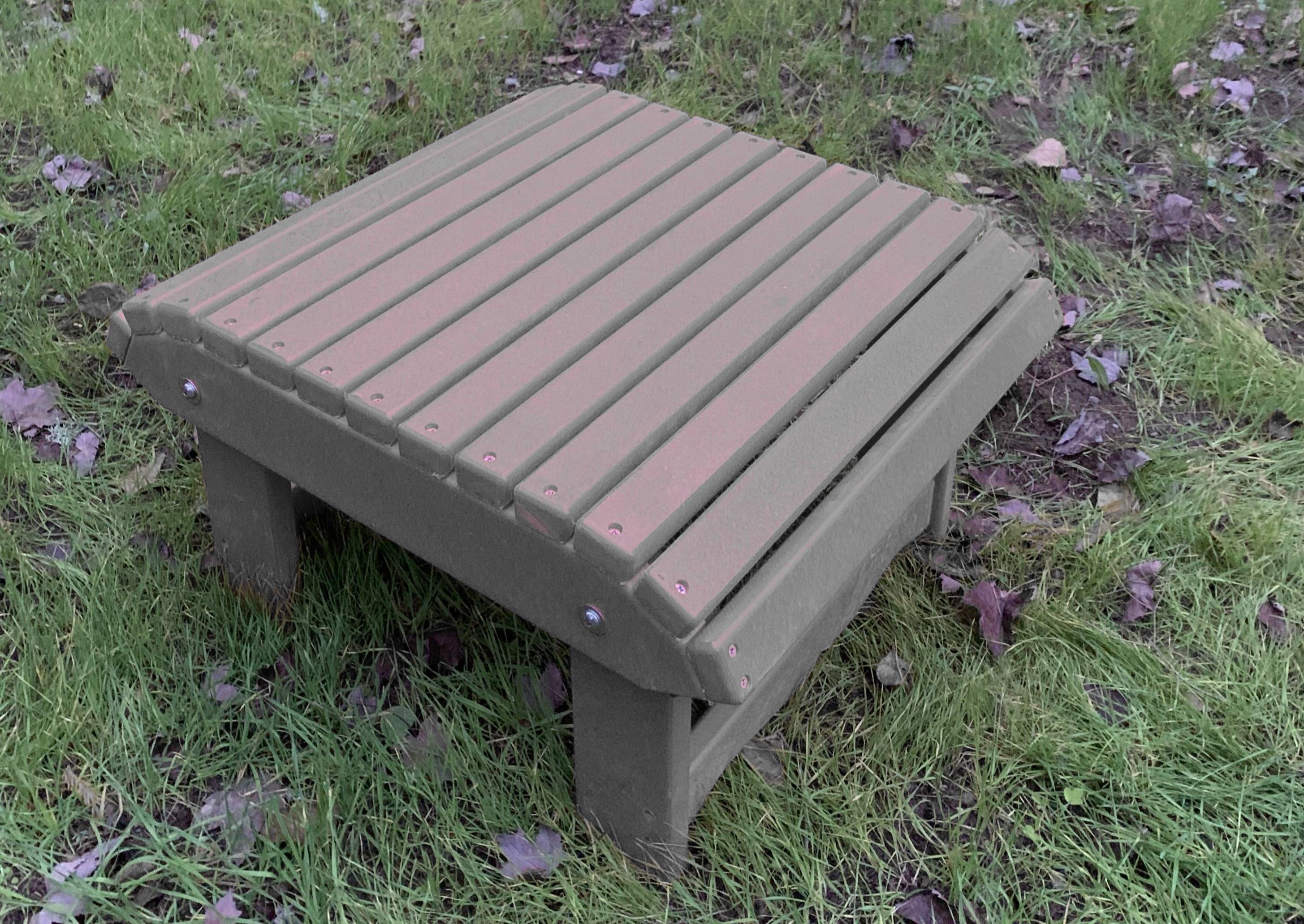 Poly-Luxe Classic 2-Position Ottoman (Standard)
